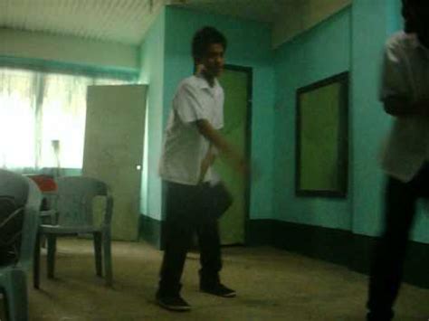 DAMUKOL (Tagalog).